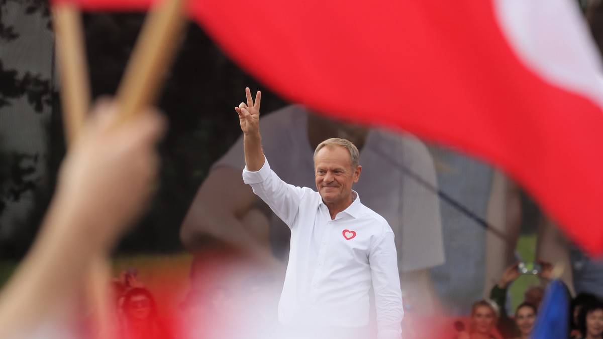 Donald Tusk na Marszu Miliona Serc w Warszawie