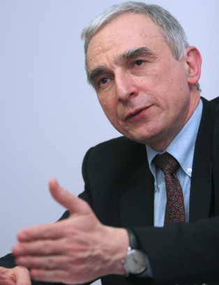 Naimski: Zmiana dostawców dla Orlenu i Lotosu będzie kosztować