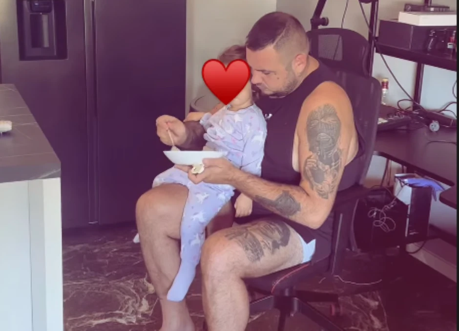 Filip Car se ne odvaja od ćerke pred ulazak u Elitu 10: Objavio snimak susreta