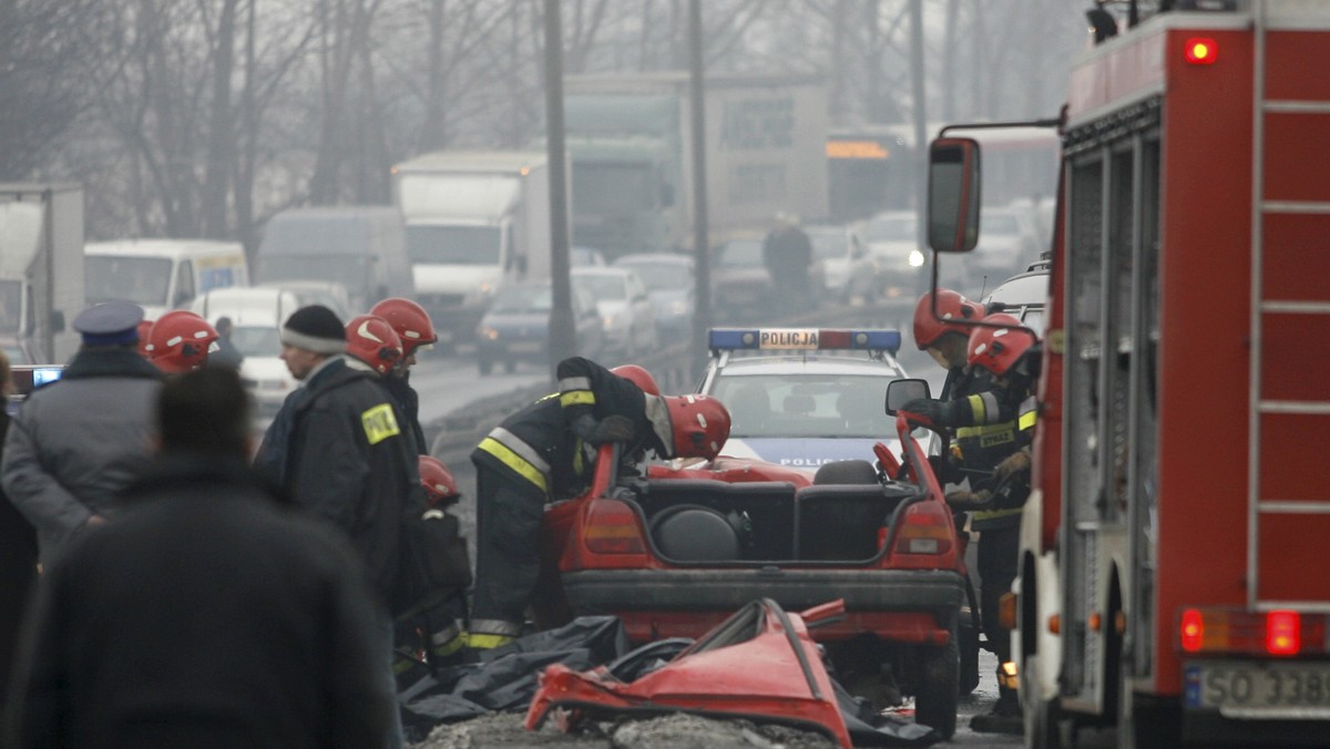 SOSNOWIEC WIADUKT WYPADEK OFIARA