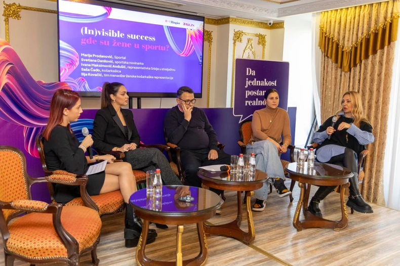 Treća panel diskusija (In)visible success - gde su žene u sportu?