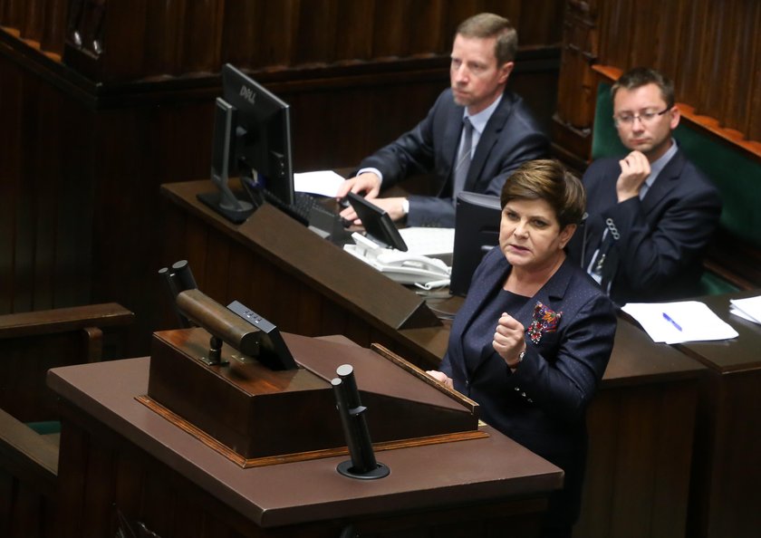 Woda jednak zdrożeje! Premier Szydło kłamała?