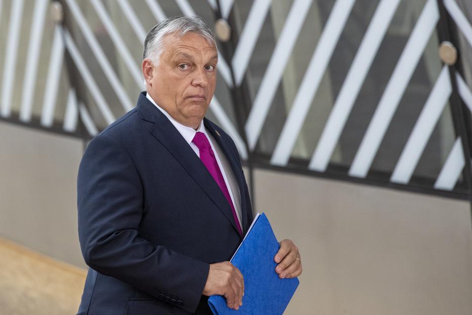 A vészhelyzeti felhatalmazás alapján Orbán Viktor kormányfő aláírásával kormányrendeletben módosul a 2023-as költségvetés /Fotó: Northfoto