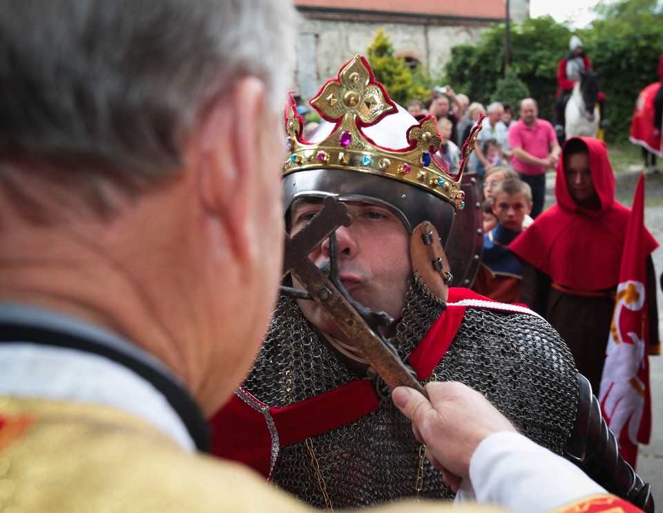 SULEJÓW 600-LECIE BITWY POD GRUNWALDEM PRZEMARSZ INSCENIZACJA