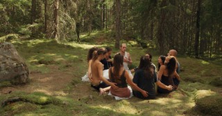 Czym jest życie szczęśliwe? 'Szwedzka teoria miłości' w kinach