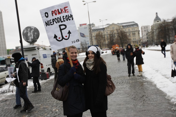 Plakat z hasłem Manify