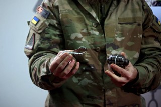 Służba obywatela RP w ukraińskim wojsku bez odpowiedzialności karnej? Do Sejmu wpłynął projekt ustawy