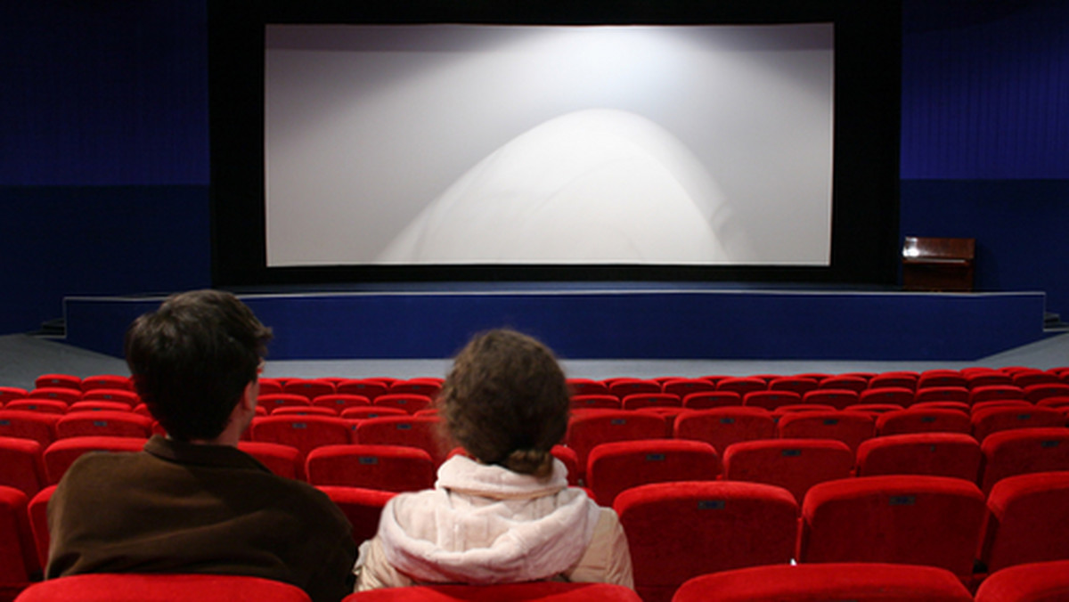 7 i 8 grudnia włoska telewizja RAI wyemituje już zapowiadany jako wielkie wydarzenie film o świętym Franciszku w reżyserii Liliany Cavani. W oczekiwanej fabule nestorki kina rolę świętego z Asyżu zagrał Mateusz Kościukiewicz.
