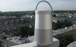 Skrzyżowanie wazonu z bańką po mleku za prawie 1500 zł. TESTUJEMY Bose Revolve +