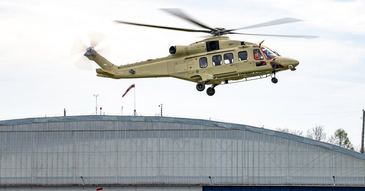 Historyczny dzień w Świdniku! Oblot pierwszego śmigłowca AW149 z krajowej produkcji.