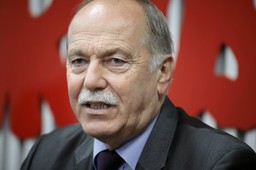 Podwyżki dla nauczycieli: Solidarność znowu ugnie się przed rządem? [OPINIA]