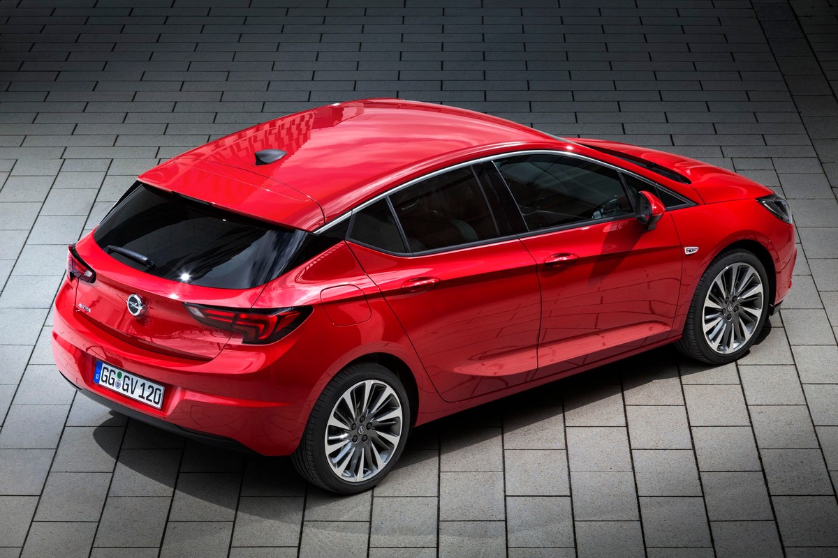 Nowe auto z Polski jako pierwsze z... pułapką na złodziei. Jak działa OnStar? WIDEO