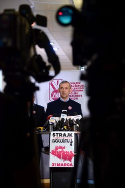 Strajk nauczycieli na niespotykaną skalę. Oto mapa szkół, które będą protestować