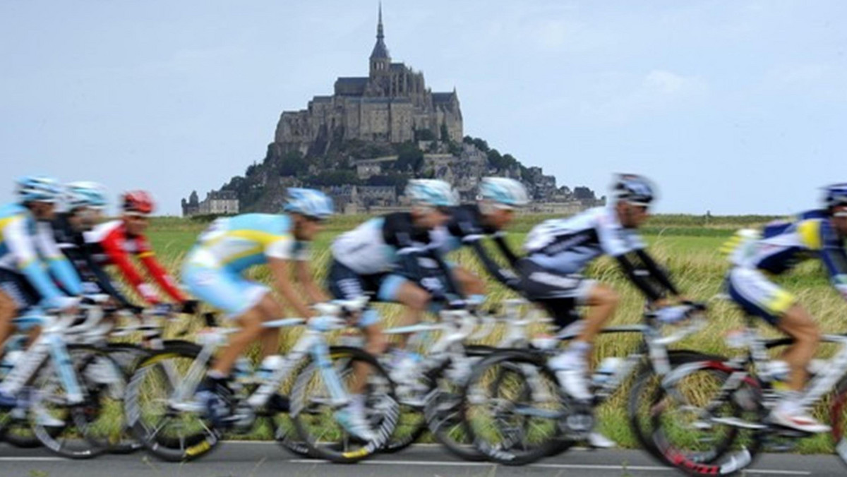 Firma ASO, organizator Tour de France, poinformowała, że w 2016 roku Wielka Pętla rozpocznie się w departamencie Manche, w regionie Dolna Normandia, w północno-zachodniej Francji. Departament oznaczony liczbą "50" po raz pierwszy będzie gospodarzem "Grand Depart", a miejscowość, w której rozpocznie się 103. edycja wyścigu poznamy w grudniu.