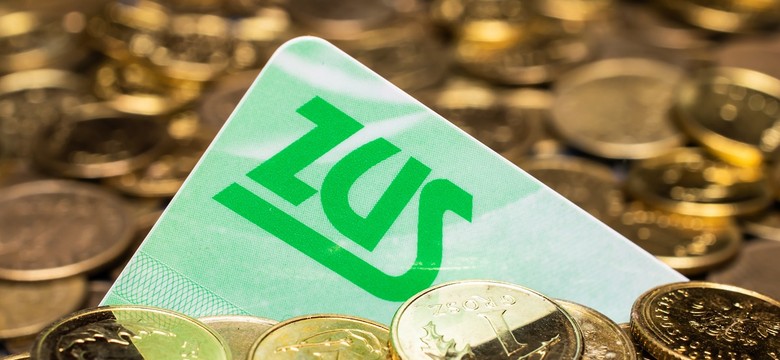 Co się dzieje z emeryturą i rentą po śmierci? Kiedy można je zatrzymać? ZUS stawia sprawę jasno