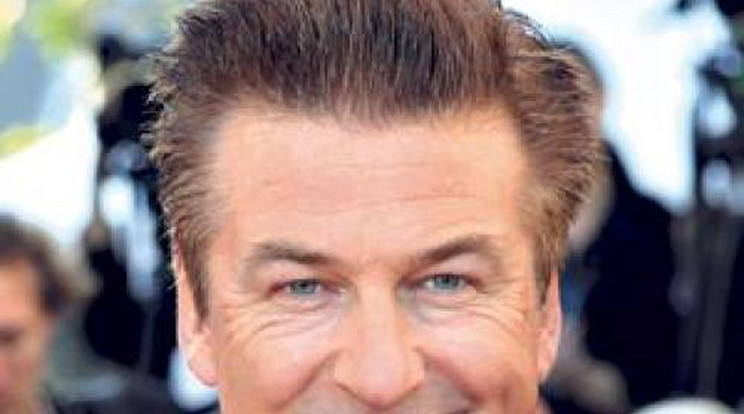 Ötvennégy évesen újra apa lesz Alec Baldwin