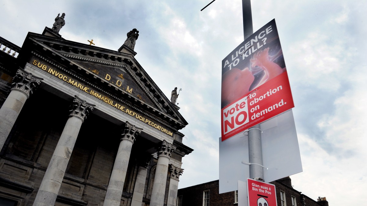 Wielu spośród 112 tys. Polaków mieszkających w Irlandii zaangażowało się w kampanię przed referendum w sprawie liberalizacji przepisów aborcyjnych. Zwolennicy i przeciwnicy zmian uważają, że wynik głosowania może wpłynąć na nastroje społeczne w Polsce.