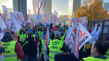 Protest Solidarności w Luksemburgu. "Zamykamy TSUE!"