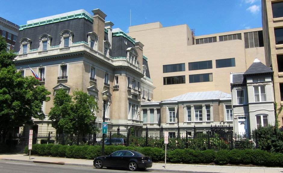 Dawna siedziba Ambasady ZSRR w Waszyngtonie (fot. AgnosticPreachersKid, opublikowano na licencji Creative Commons Attribution-Share Alike 3.0 Unported)