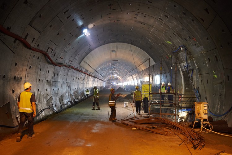 Będzie składać się z dwóch rur, po jednej dla każdego kierunku ruchu
<br><br>
fot. (aw/zuz) PAP/Adam Warżawa