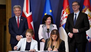 Potpisivanje ugovora o inovativnim lekovima RFZO I AstraZeneka 