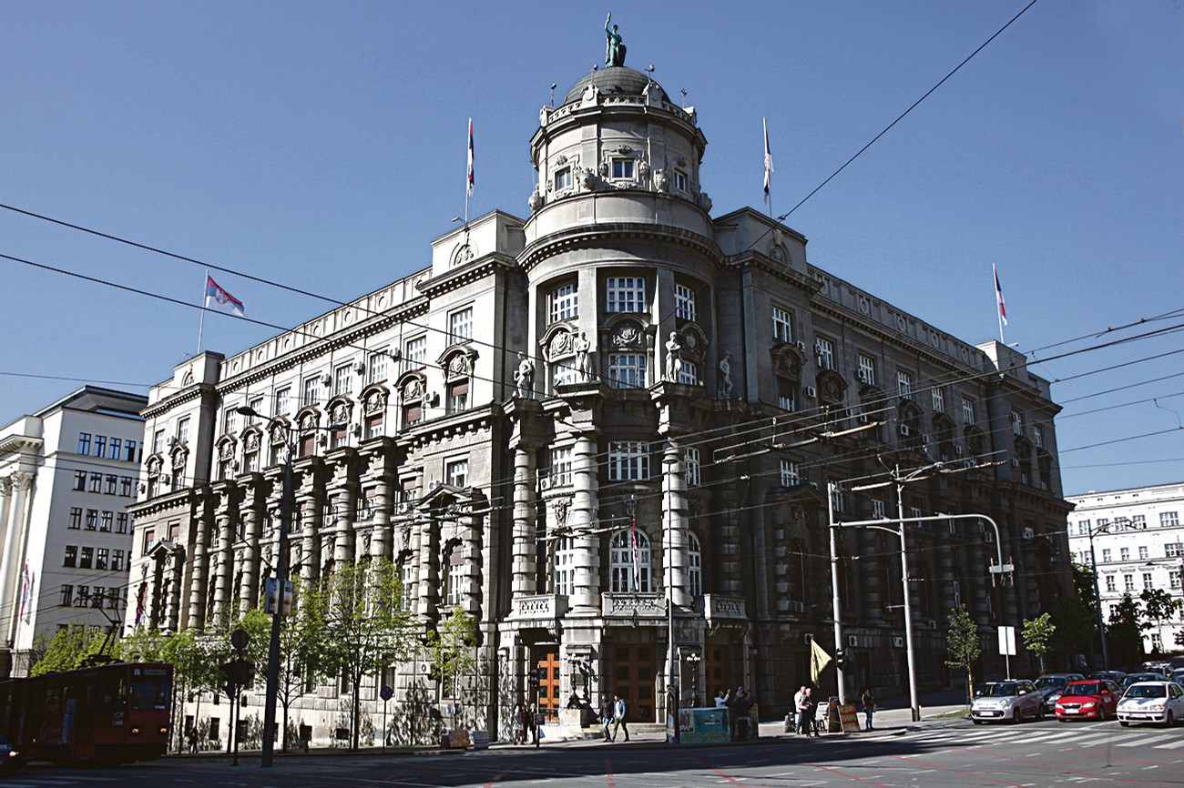 Vlada produžila niz uredbi o ograničenju cena: Evo do kada će sada trajati i na šta se sve odnose