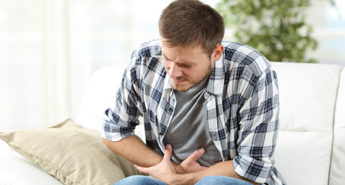 Co jest przyczyną bólu podbrzusza u mężczyzny?
