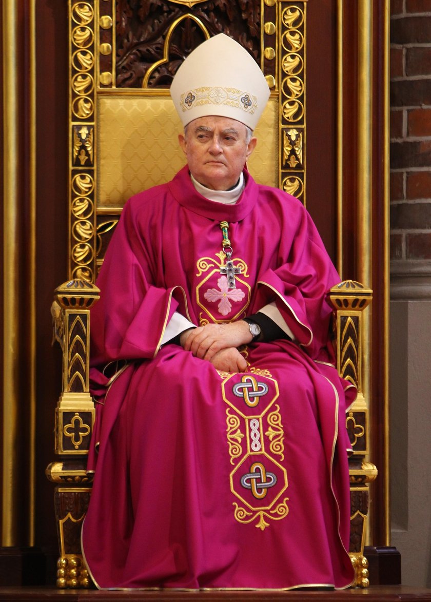 Abp Henryk Hoser