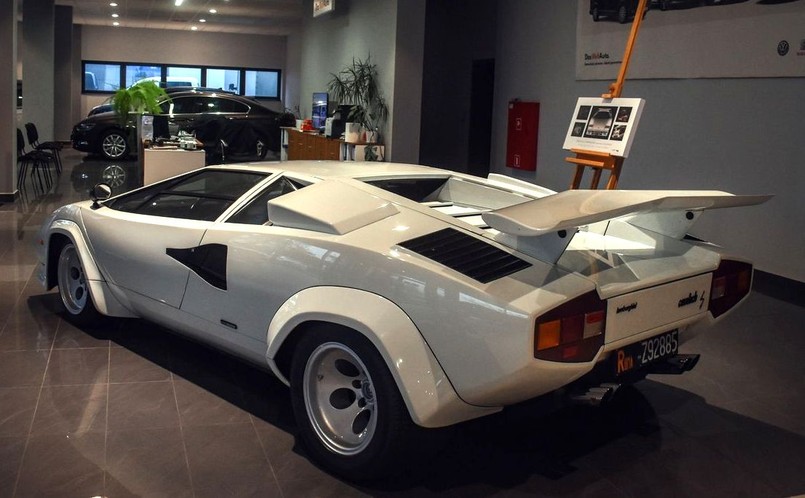 Lamborghini Countach