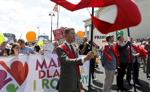 Marsz dla Życia i Rodziny. "Nie możemy dopuścić do zrównania związków jednopłciowych z małżeństwem kobiety i mężczyzny"