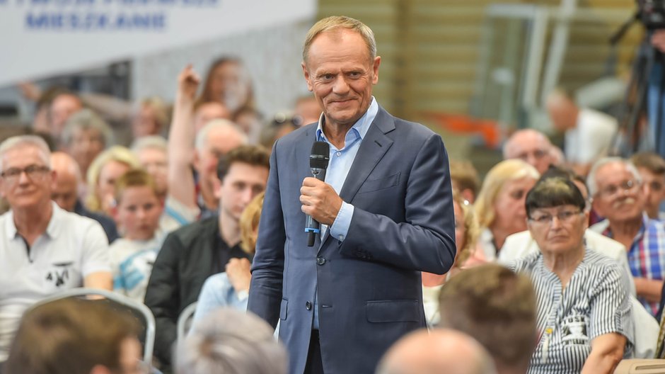 Donald Tusk podczas spotkania z mieszkańcami Sulechowa 