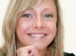 Senyszyn na "offie" nie rozmawia?