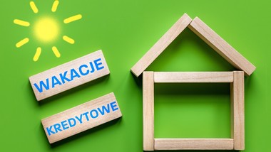 miały być wakacje, były droższe kredyty. urząd uderza w banki karą 119