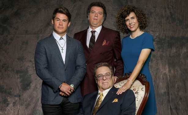 Rodzinny biznes religijny w nowym, komediowym serialu HBO "Prawi Gemstonowie"