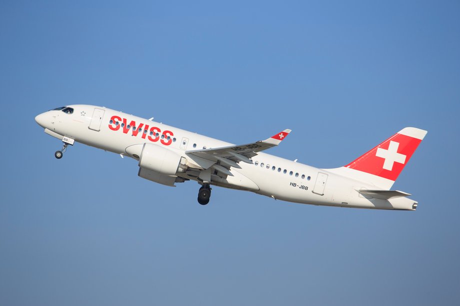 Z samolotów Bombardier C Series korzystają m.in. szwajcarskie linie Swiss. Zamówił je też amerykański przewoźnik Delta