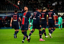 Czwarte z rzędu zwycięstwo PSG. Neymar strzelił pierwsze gole w sezonie [WIDEO]