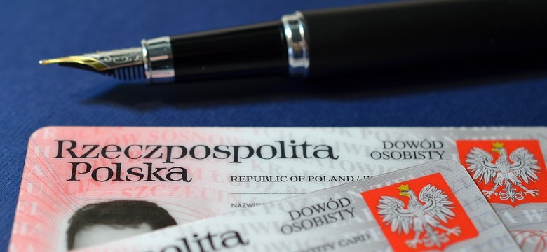 Niemal co dziesiąty Polak w 2025 roku musi pójść do urzędu. Inaczej może stracić nawet 5 tys. zł