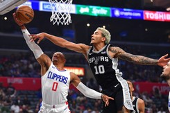 Jeremy Sochan ani razu nie trafił do kosza. Kolejna porażka San Antonio Spurs