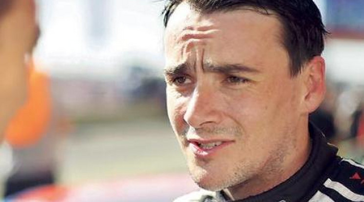 Michelisz Norbert dobogóra állna