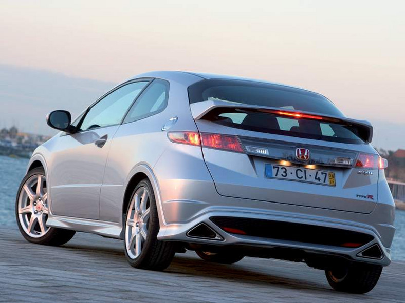 Honda Civic Type R i Type S – kompletne informacje