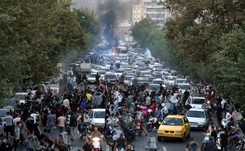 Protesty podsycają kryzys finansowy w Iranie. Analiza ISW