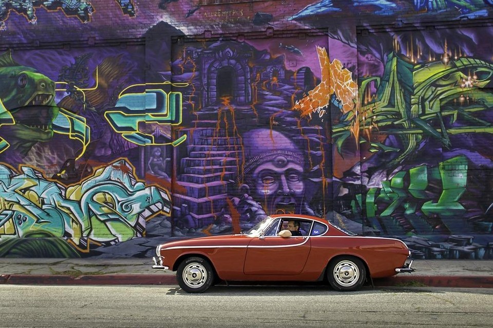 Volvo P1800