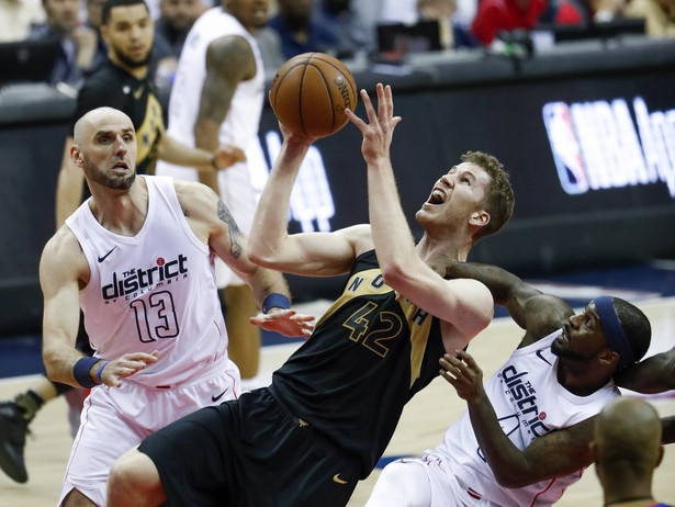 Gortat zakończył sezon w lidze NBA. Wizards czwarty raz przegrali z Raptors i odpadli z play off