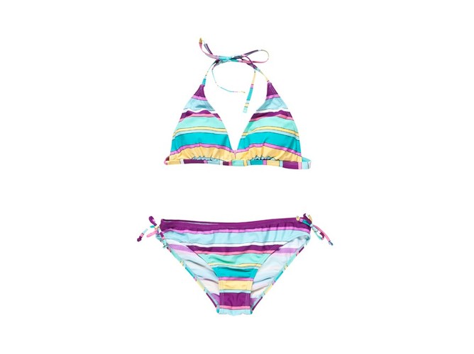 Stylowe plażowanie za niewielką ceną - stroje kąpielowe MOODO, kolekcja lato 2011