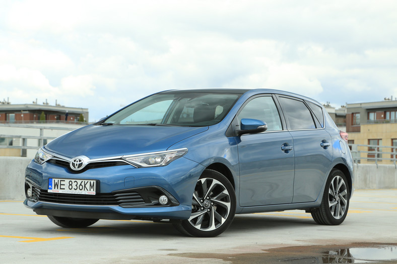 Toyota Auris Diesel, benzyna czy hybryda?