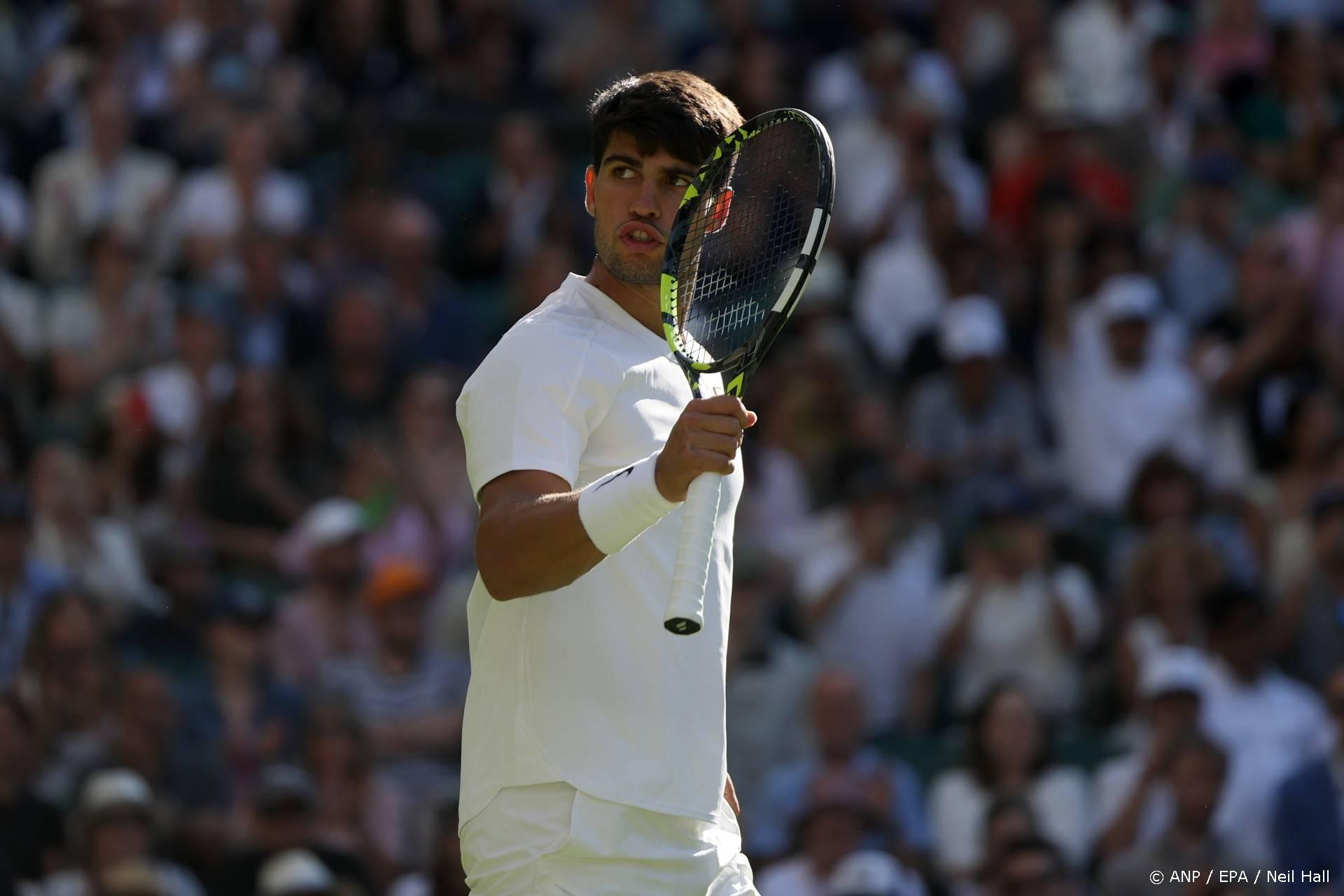 Alcaraz bereikt derde ronde Wimbledon na zege op amateur
