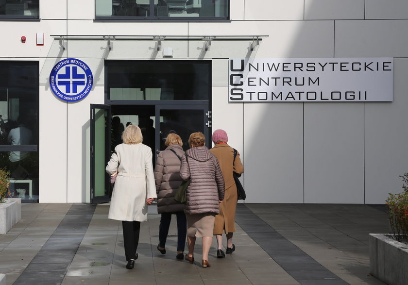 Otwarto Uniwersyteckie Centrum Stomatologii