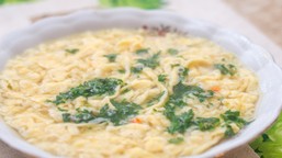 w prl to był ulubiony dodatek do rosołu. robi się je błyskawicznie, a smakują niebiańsko