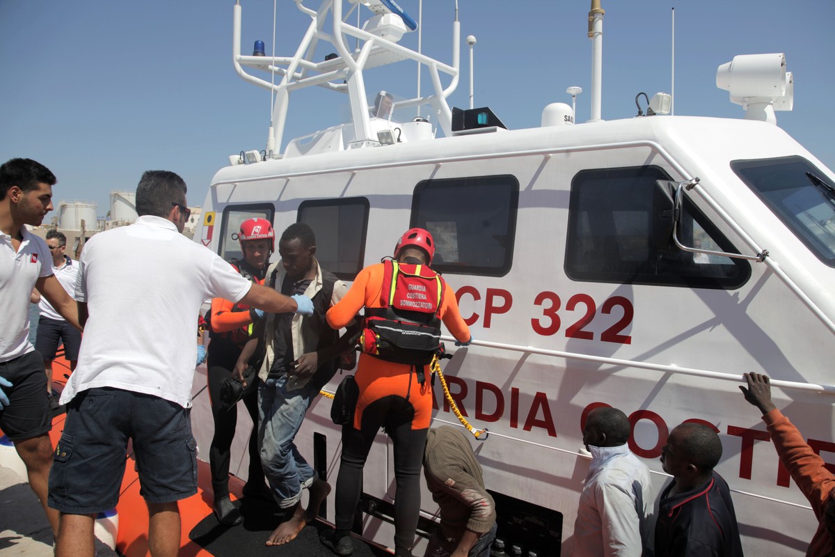 Włoskie służby ratownicze na Lampedusie