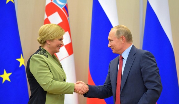 Kolinda Grabar Kitarović i Vladimir Putin u Sočiju 17. oktobra 2017.